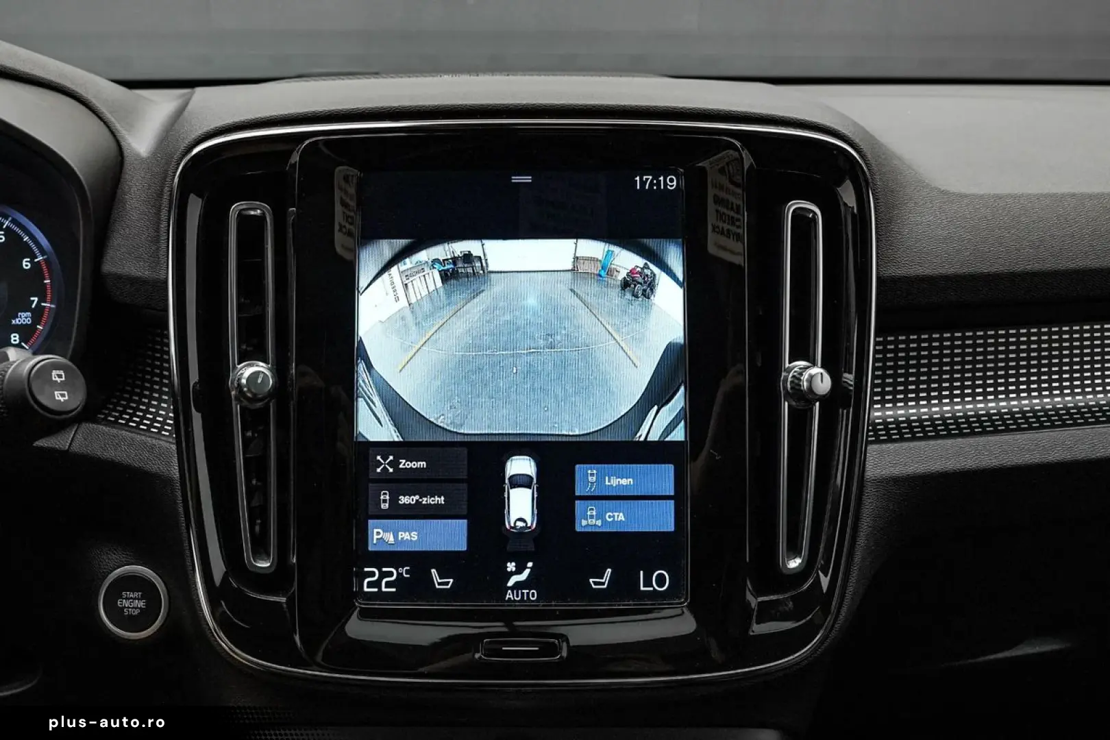 Volvo Xc-40
