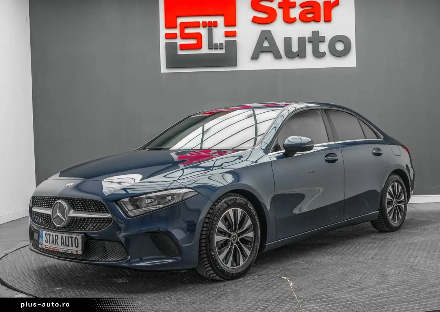 Mercedes-Benz A-200