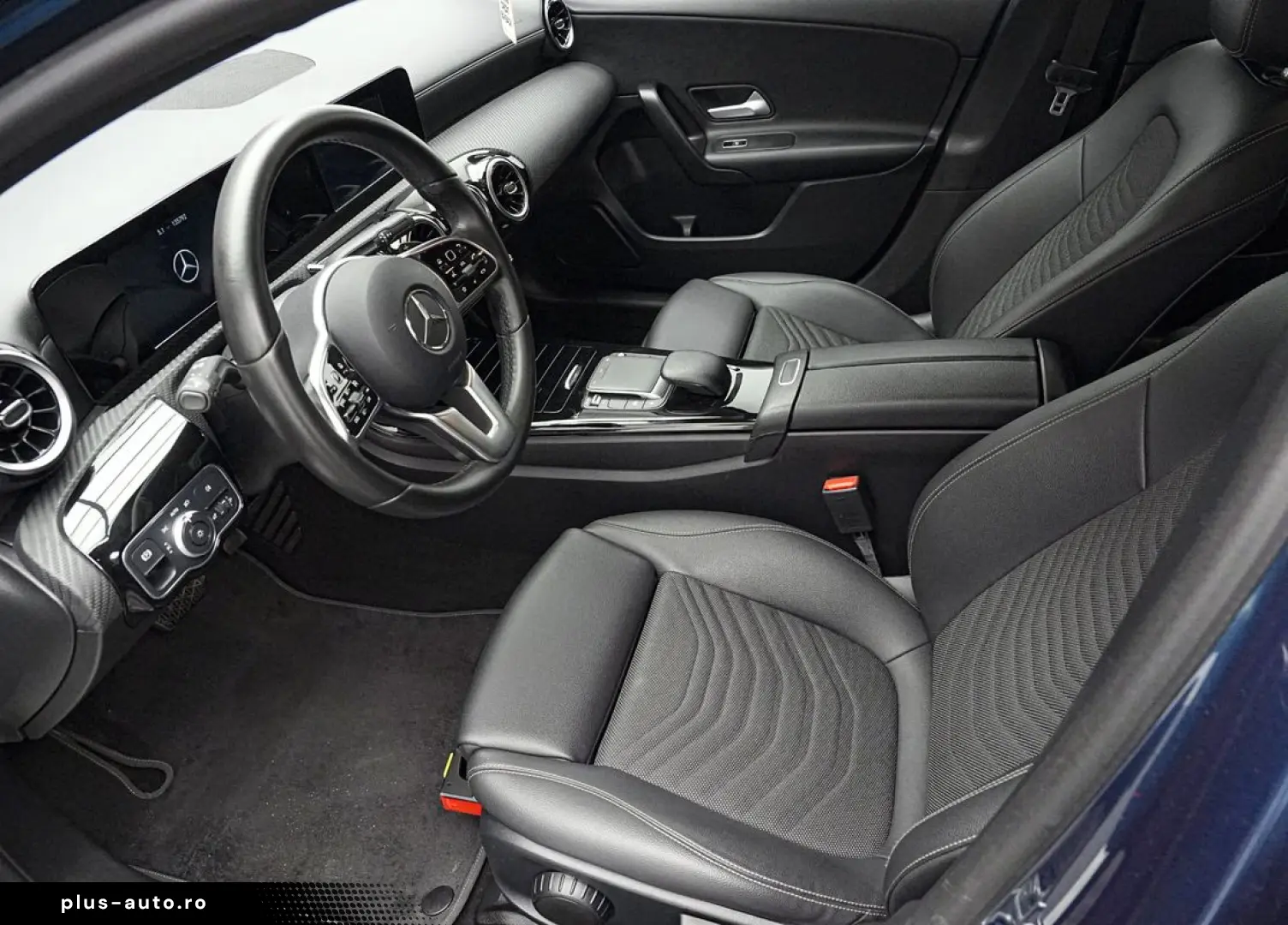 Mercedes-Benz A-200