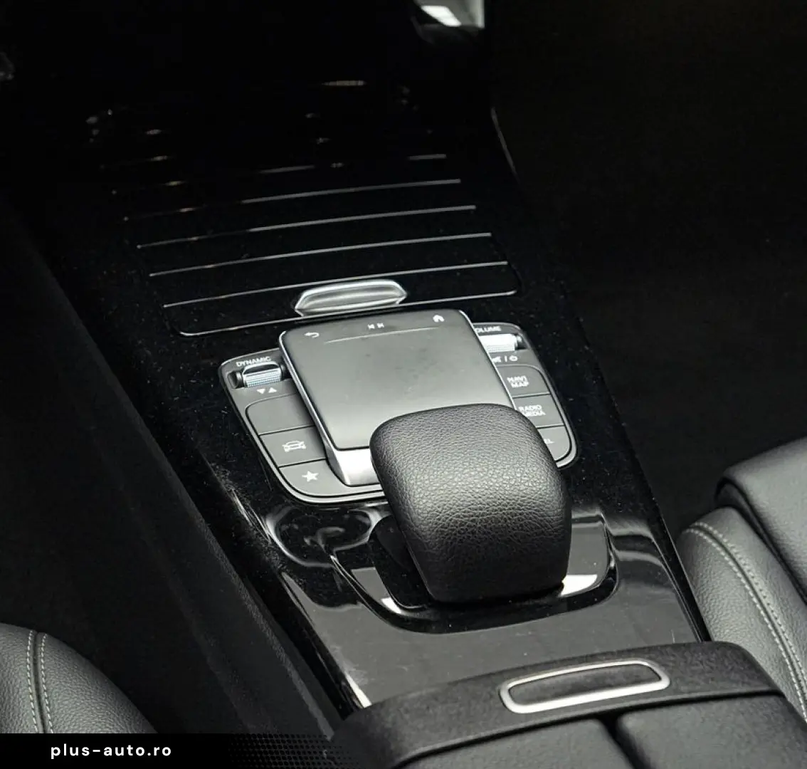 Mercedes-Benz A-200