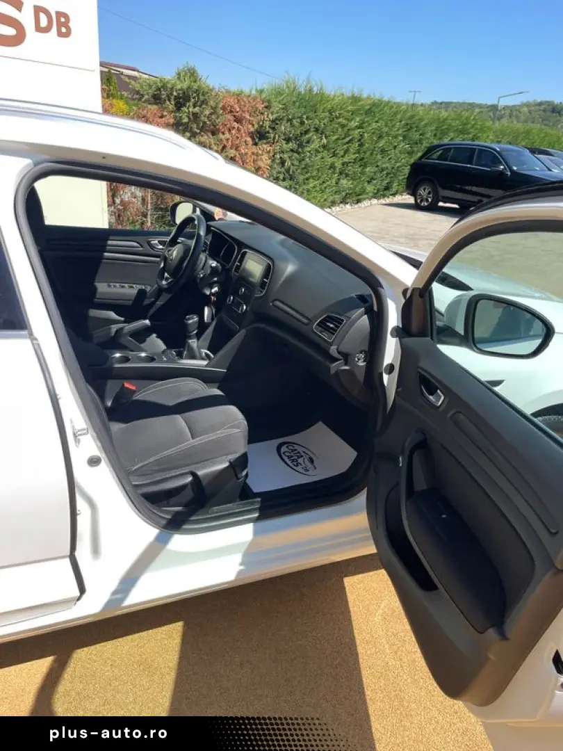 Renault Megane 1.2TCE  132CP  Euro6  LED  Navi  Comenzi vola