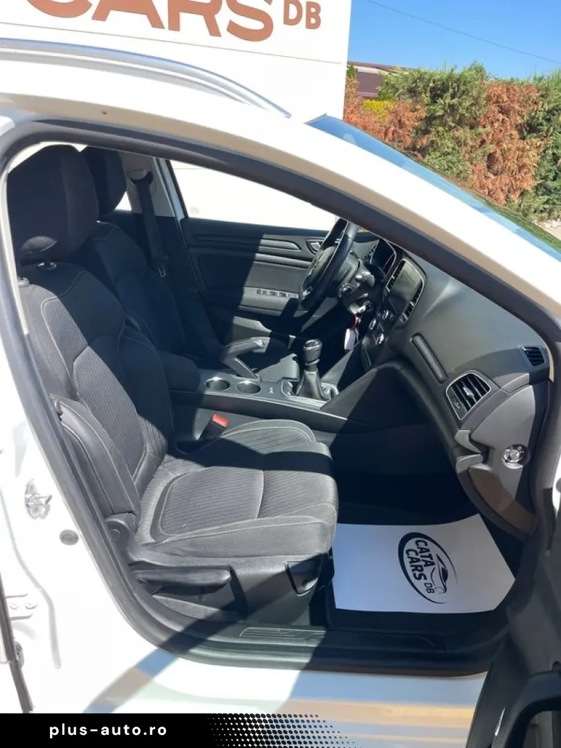 Renault Megane 1.2TCE  132CP  Euro6  LED  Navi  Comenzi vola