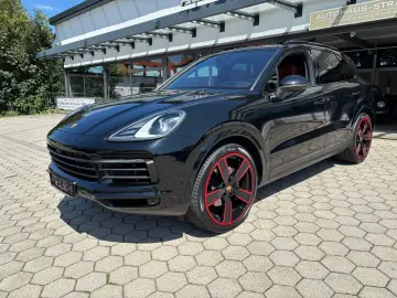 Porsche Cayenne Platinum Edition Massage Pano