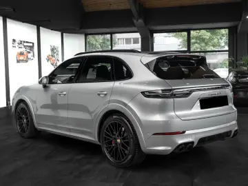 Garantie 05 2028 -  Porsche Cayenne GTS