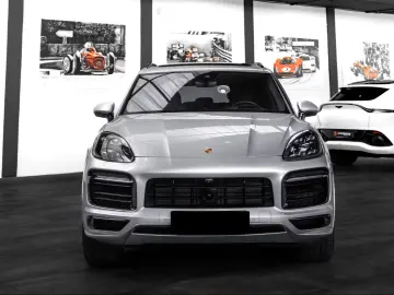 Garantie 05 2028 -  Porsche Cayenne GTS