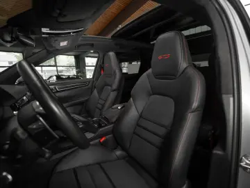 Garantie 05 2028 -  Porsche Cayenne GTS