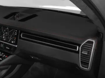 Garantie 05 2028 -  Porsche Cayenne GTS