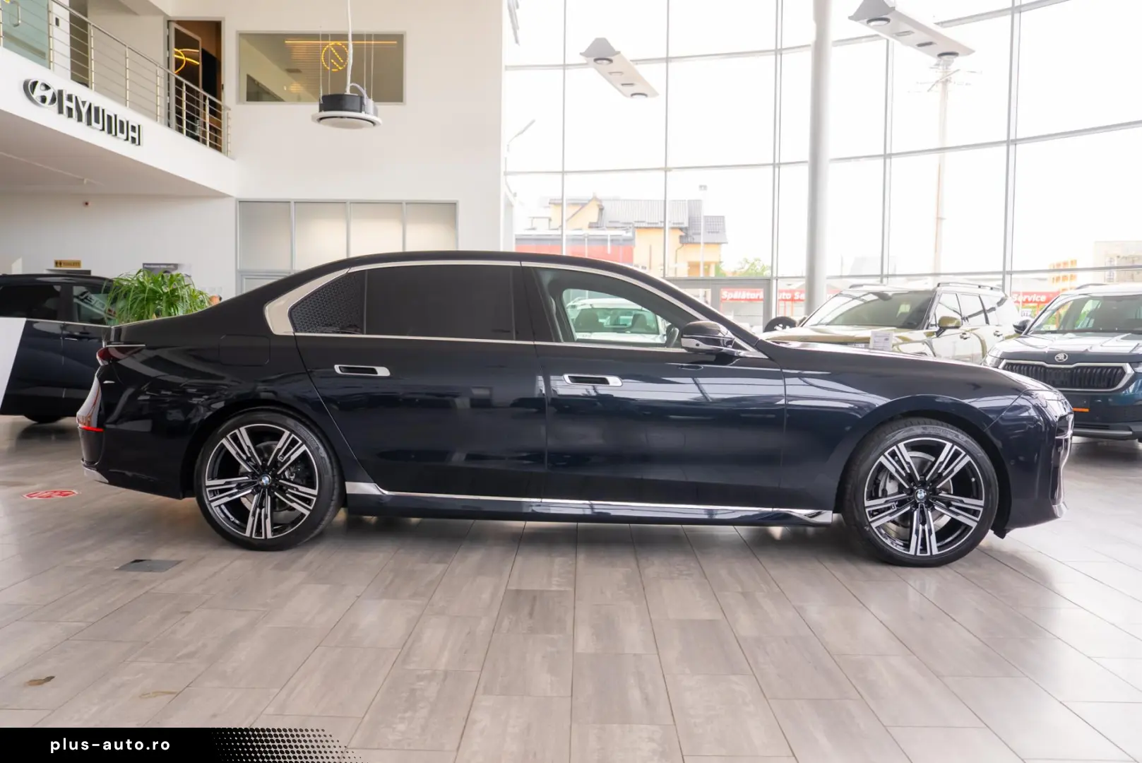 BMW Seria 7 740 d xDrive Design Pure Excellence Con Pro