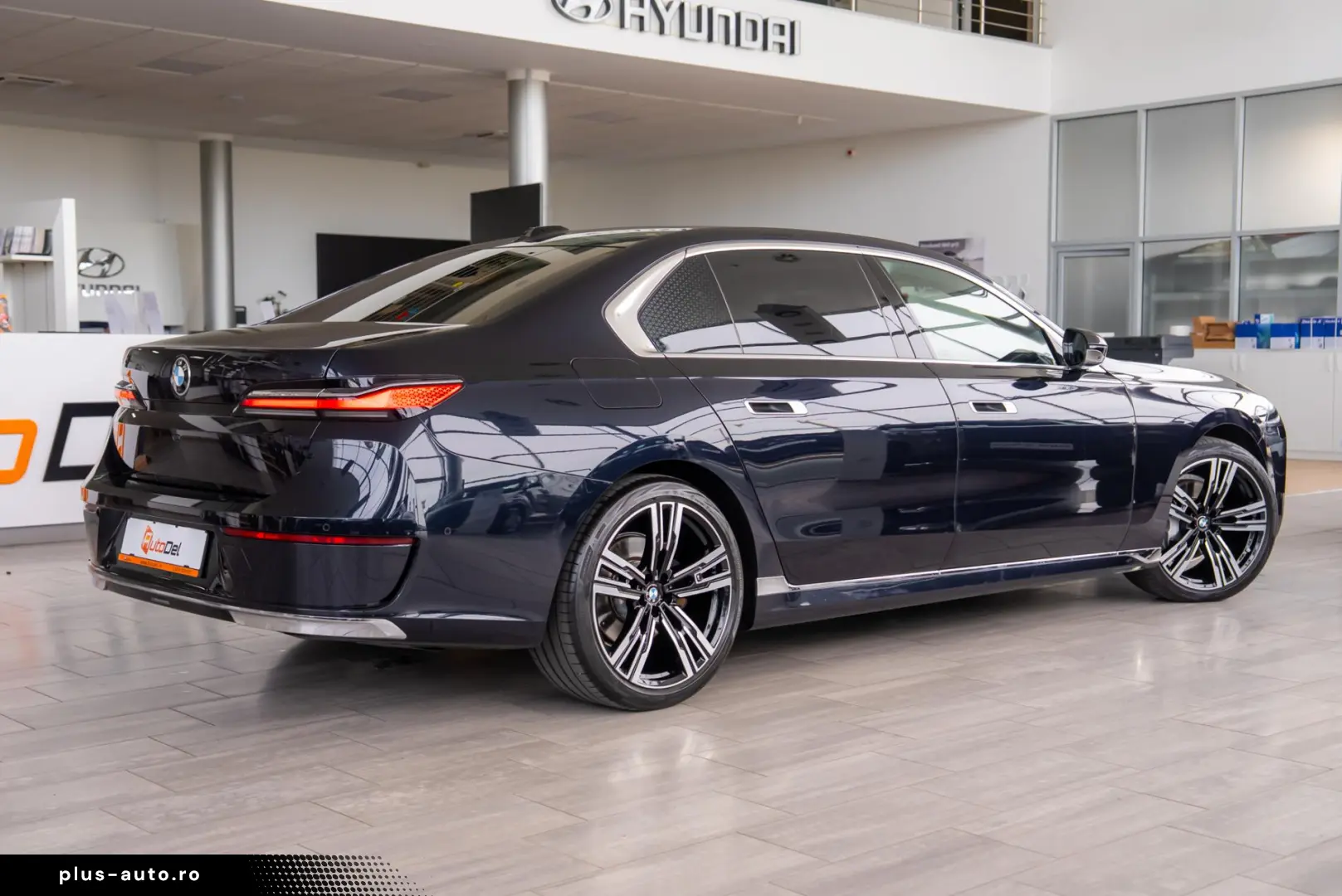 BMW Seria 7 740 d xDrive Design Pure Excellence Con Pro
