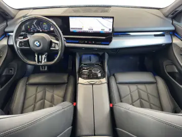 BMW 520iA Lim. M Sport NaviProf.DriveAss .LED.ParkAs