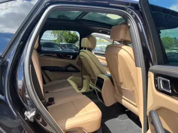 Porsche Cayenne V6 Sport Chrono