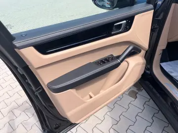 Porsche Cayenne V6 Sport Chrono