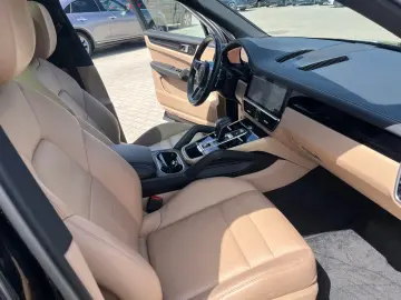 Porsche Cayenne V6 Sport Chrono