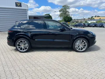 Porsche Cayenne V6 Sport Chrono