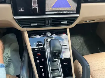 Porsche Cayenne V6 Sport Chrono