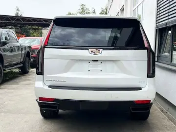 CADILLAC Escalade Sport Platinum 6.2l