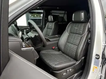 CADILLAC Escalade Sport Platinum 6.2l