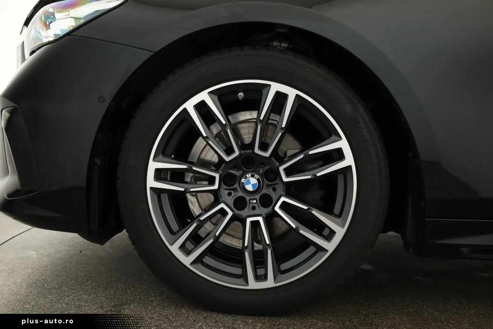 BMW 520d M Sport Matrix Navi App ACC Keyless Kam 19