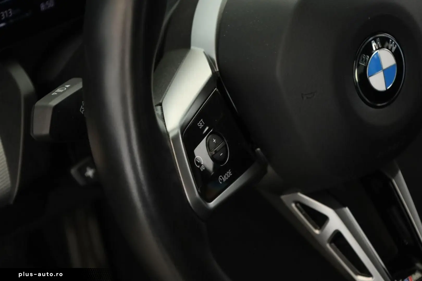 BMW 520d M Sport Matrix Navi App ACC Keyless Kam 19