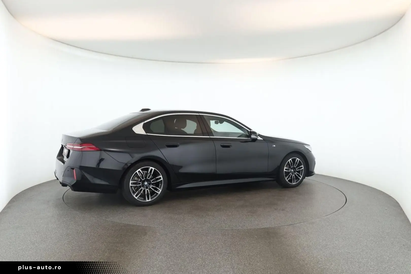 BMW 520d M Sport Matrix Navi App ACC Keyless Kam 19