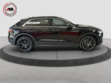 AUDI Q8 50TDI S-LINE MATRIX PANO ACC 360 B&O 22  LUFT