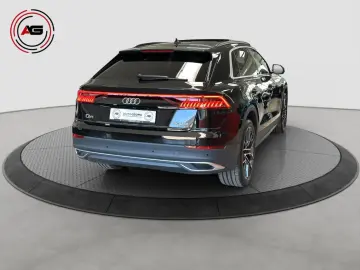 AUDI Q8 50TDI S-LINE MATRIX PANO ACC 360 B&O 22  LUFT