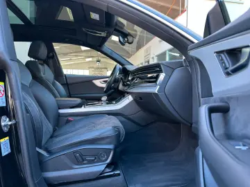 AUDI Q8 50TDI S-LINE MATRIX PANO ACC 360 B&O 22  LUFT