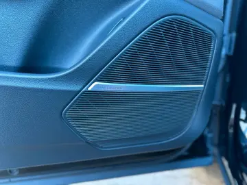 AUDI Q8 50TDI S-LINE MATRIX PANO ACC 360 B&O 22  LUFT