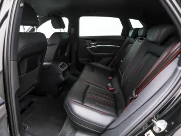 AUDI Q8 55 quattro S line Edition AHK TopView B&O