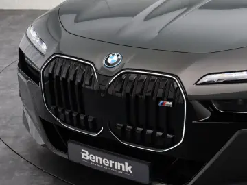 BMW M760e xDrive  Exec. Lounge Connoisseur Paket B&W