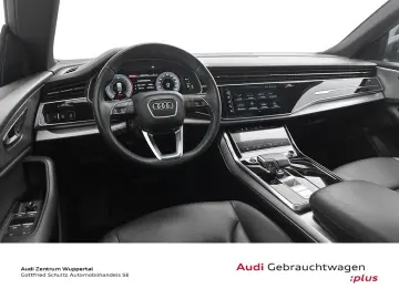 AUDI Q8 45 TDI S-LINE ACC PANO KEYLESS PDC VO&HI SHZ