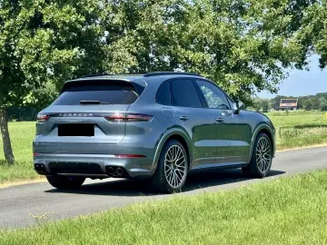 Porsche Cayenne S