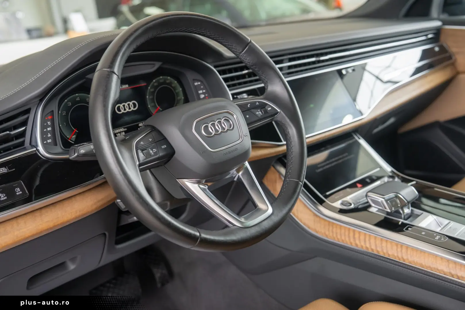 Audi Q8 55 TFSI quattro Tiptronic