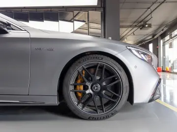 Mercedes-Benz S 63 AMG