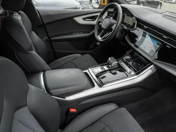 AUDI Q8 45 TDI quattro