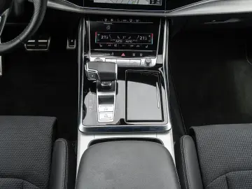 AUDI Q8 45 TDI quattro