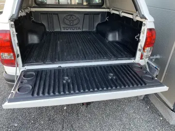 TOYOTA Hilux Double Cab 150  4x4 2 4 Klima AHK Kam Auto