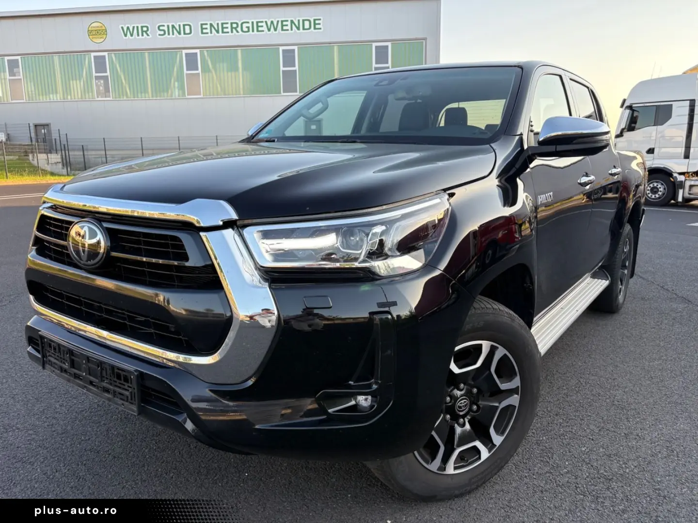 TOYOTA Hilux Double Cab Executive 4x4 AHK KAMERA NAVI