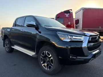 TOYOTA Hilux Double Cab Executive 4x4 AHK KAMERA NAVI