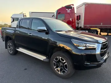 TOYOTA Hilux Double Cab Executive 4x4 AHK KAMERA NAVI