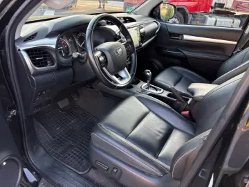 TOYOTA Hilux Double Cab Executive 4x4 AHK KAMERA NAVI