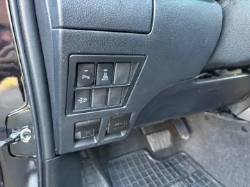 TOYOTA Hilux Double Cab Executive 4x4 AHK KAMERA NAVI