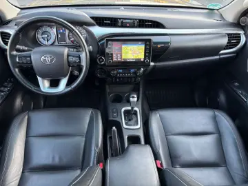 TOYOTA Hilux Double Cab Executive 4x4 AHK KAMERA NAVI