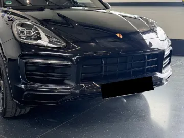PORSCHE CAYENNE GTS PANO