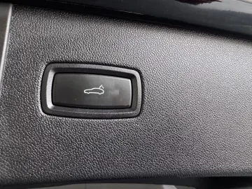 PORSCHE CAYENNE GTS PANO