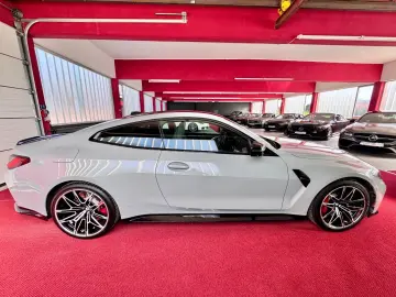 BMW M4 Coupe Sportabgas Laser 360  DisplayKey 20Zoll