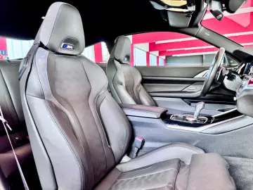 BMW M4 Coupe Sportabgas Laser 360  DisplayKey 20Zoll