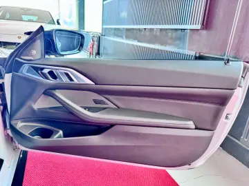 BMW M4 Coupe Sportabgas Laser 360  DisplayKey 20Zoll