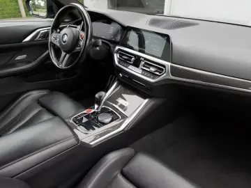 BMW M4 COUPE   50 JAHRE EDITION   EXCLUSIVE