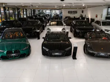 MERCEDES-BENZ G 63 AMG   EXCLUSIV  ACC MASSAGE